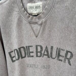 Eddie Bauer Sweatshirt Women’s Large Taupe Fitted Crewneck Logo Sweater